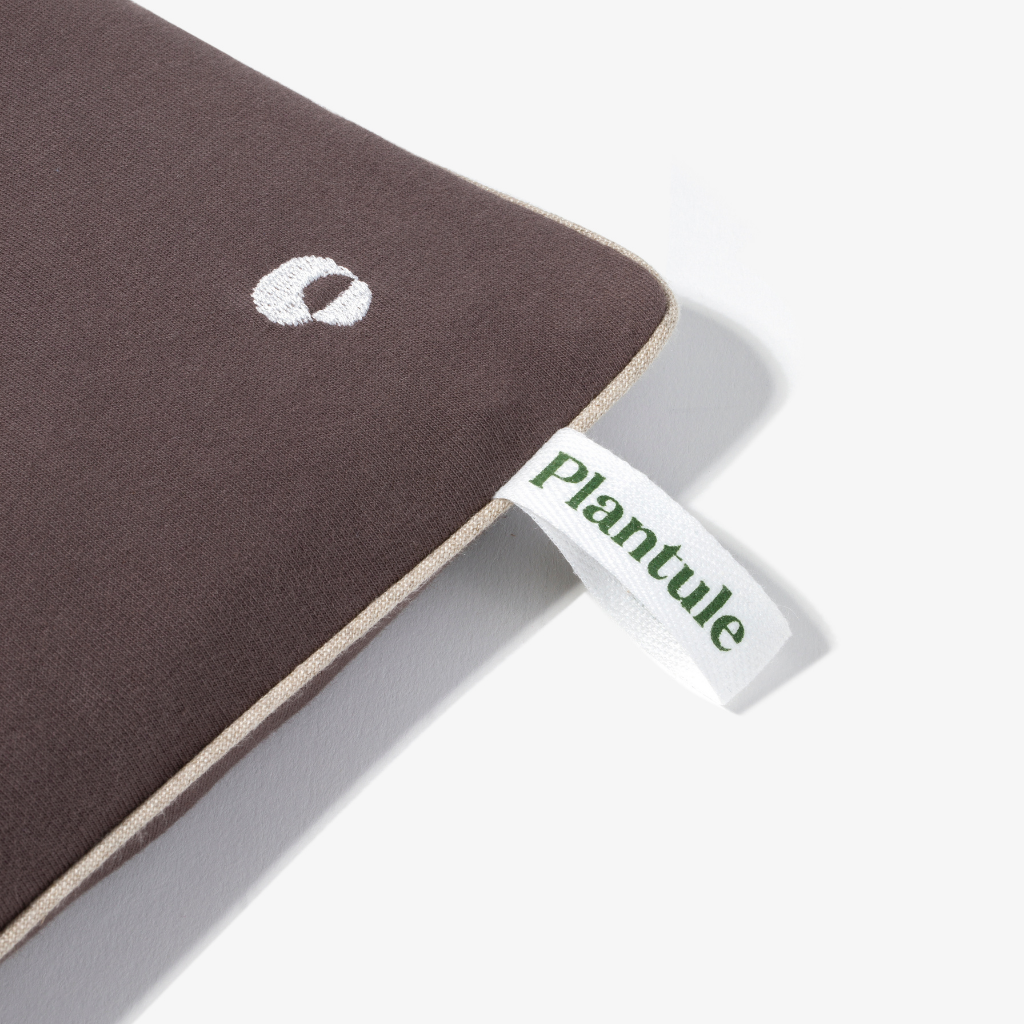 Hot water bottle with cherry stones (blue)